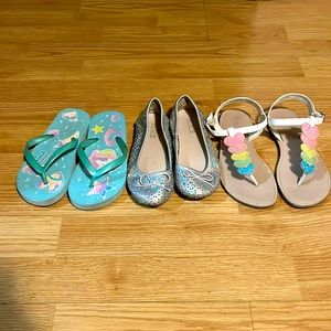 3 pairs of children’s place shoes sizes 13/1